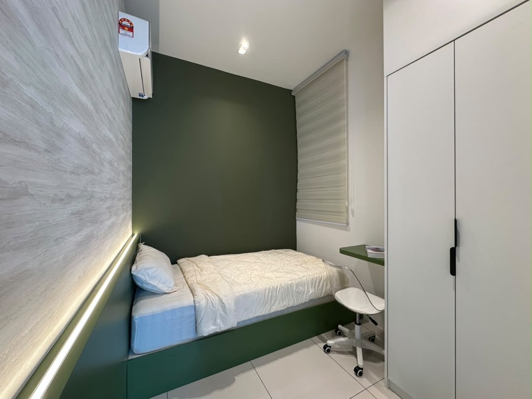 Eight & Eight show unit bedroom 3